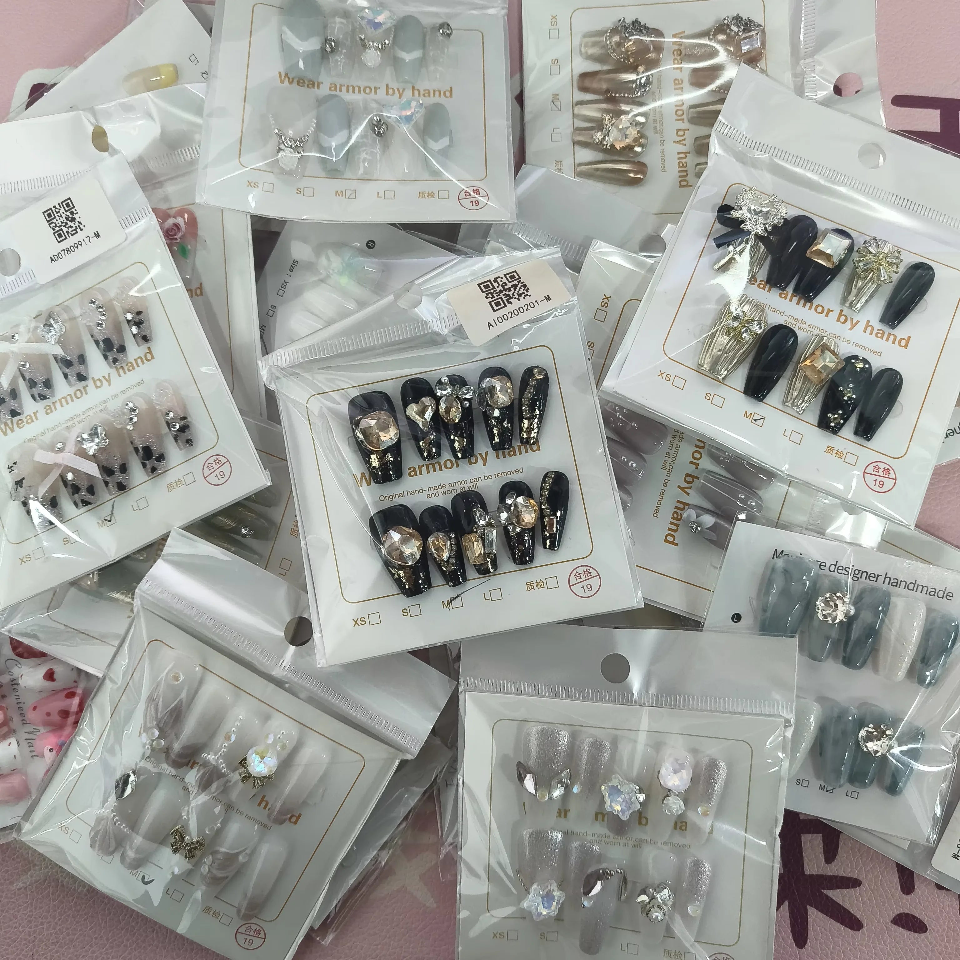 沙龙品质手工制作安全材质可重复使用全包式人造指甲尖批发