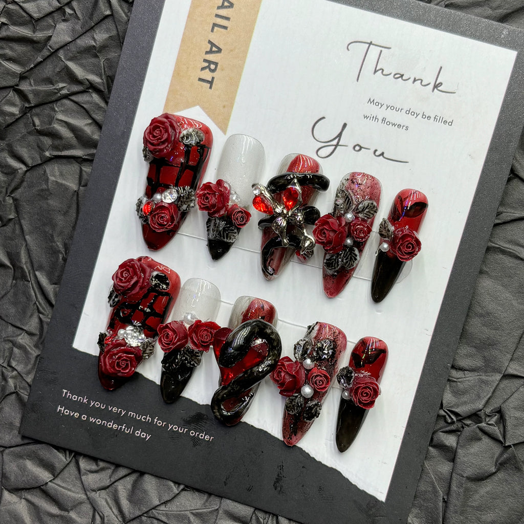 Dark handmade armor red three-dimensional snake heavy industry horror gothic wind 2026 new nail art engraved rose