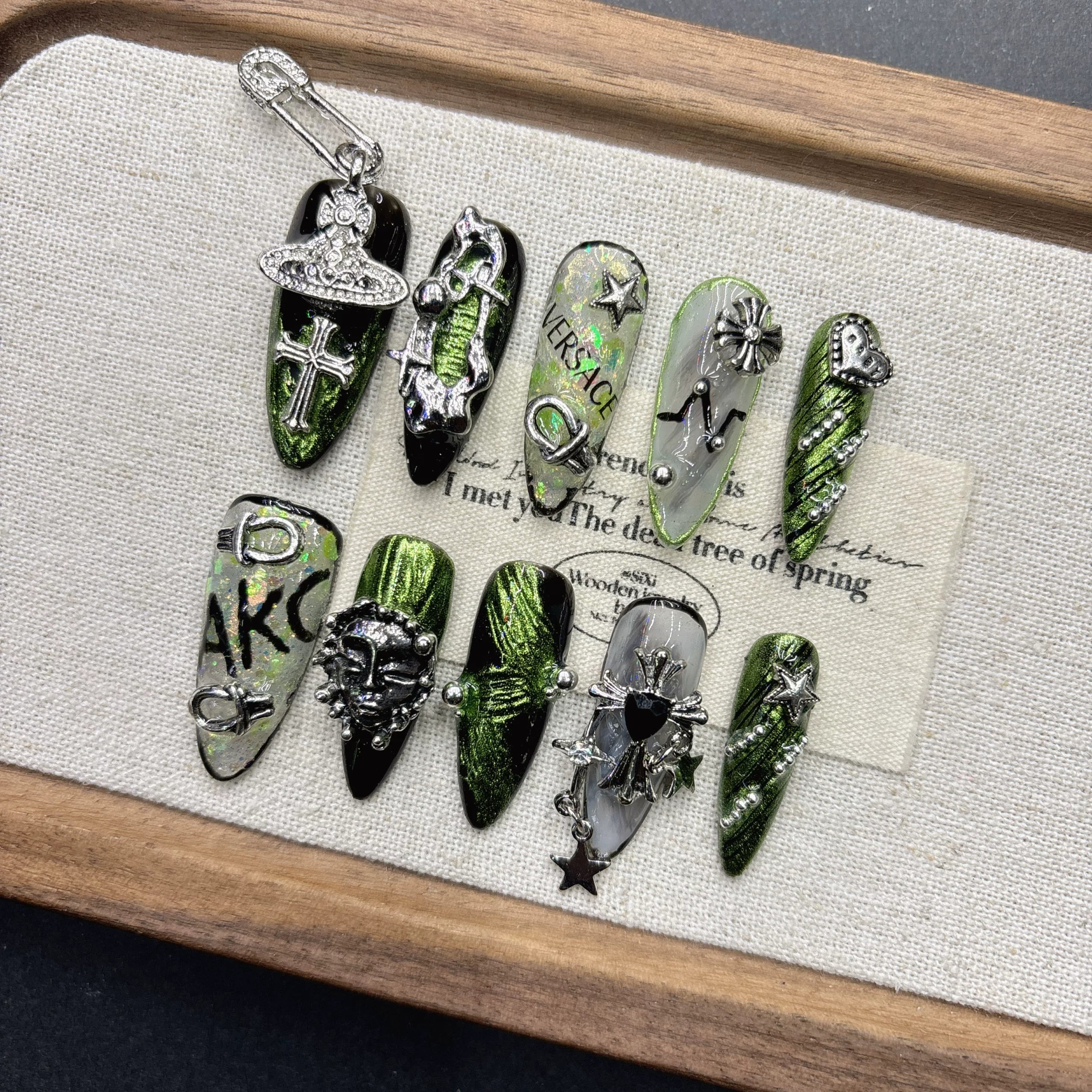 Green Spice Girl Cool Handsome Handmade Nail Wear Advanced White Nail Art European and American Style Fashion 2026 New Year Medium and Long