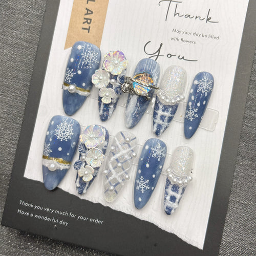 Blue snowflake romantic winter handmade armor French Internet celebrity explosion high sense white 2026 long