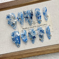 Blue frozen roses are purely handmade, wearing white armor, new fake nails, custom fairy gas, ice transparent, pure desire, medium and long styles.